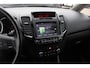 Kia Venga 1.4 CVVT Edition / Panoramadak / Camera / Half leder / Keyless / Navigatie / 16'' / Bluetooth / Armsteun voor