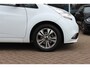 Kia Venga 1.4 CVVT Edition / Panoramadak / Camera / Half leder / Keyless / Navigatie / 16'' / Bluetooth / Armsteun voor