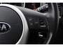 Kia Venga 1.4 CVVT Edition / Panoramadak / Camera / Half leder / Keyless / Navigatie / 16'' / Bluetooth / Armsteun voor