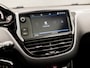 Peugeot 208 1.2 PureTech Sport Automaat (PANORAMADAK, APPLE CARPLAY, NAVIGATIE, CLIMATE, SPORTSTOELEN, CRUISE, GETINT GLAS, LM VELGEN, NIEUWSTAAT)