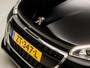 Peugeot 208 1.2 PureTech Sport Automaat (PANORAMADAK, APPLE CARPLAY, NAVIGATIE, CLIMATE, SPORTSTOELEN, CRUISE, GETINT GLAS, LM VELGEN, NIEUWSTAAT)