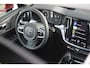 Volvo V60 T6 Automaat Recharge AWD Business Pro | Adaptive Cruise & Pilot Assist | Panoramisch Schuif-/Kanteldak | Premium Harman/Kardon Audio | 360 Camera | Lederen Bekleding | Stoel&Stuurverwarming | Climate Control | Volvo Guard Alarm | Head-Up Display | Power Seats incl. Memory |