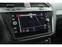 Volkswagen Tiguan 1.5 TSI 150pk DSG R-Line Business+ Black Style 360Camera Virtual Cockpit Keyless Navigatie