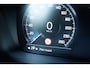 Volvo V60 Cross Country B5 Automaat AWD Pro |Semi electrische Trekhaak|Standkachel, Stoelverwarming voor, Stuurwielverwarming, Elektrisch bedienbare voorstoelen met geheugen, Panoramadak, Harman Kardon audio, Draadloos opladen telefoon, 20 Inch Lichtmetalen velgen