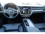 Volvo V60 Cross Country B5 Automaat AWD Pro |Semi electrische Trekhaak|Standkachel, Stoelverwarming voor, Stuurwielverwarming, Elektrisch bedienbare voorstoelen met geheugen, Panoramadak, Harman Kardon audio, Draadloos opladen telefoon, 20 Inch Lichtmetalen velgen
