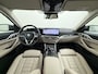 BMW i4 eDrive40 340pk High Executive 84 kWh SOH 99% Pano-Dak/Hefdak SportSt+Leer+(Stuur+)Verwarmd 360°Camera Adaptive-Cruise+s&go Park-Assist-plus HUD LASER-LED Bordherk. Live-Cockpit-Pro Apple-Android Carplay Smartphone-entry Semi-Autopilot Drive-Assist-pro Active-Guard-Plus Elektr.Achterklep Draadl-Lader BAS ESP BMW Individual interieurlijsten Pianolak schwarz BMW Individual Exterieur Line Aluminium satiniert BMW Copilot-pack Dodehoekdetectie/correctie, Kruisend-verkeer-Detectie, rijstrooksensor met correctie, rondomzicht camera, uitwijk assistent) 0-100 5,6 sec. 1600kg trekvermogen! € 73.000 nieuw