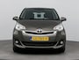 Toyota Verso-S 1.3 VVT-i Trend | Zwart lederen bekleding | Panoramadak | NL-Auto | Trekhaak | Navigatie |