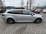 Toyota Corolla Touring Sports 1.8 Hybrid Dynamic TREHAAK NL-AUTO 1E-EIG DEALER-OND NAVI APPLE/ANDROID LED KEYLESS CAMERA LM-VELGEN BLUETOOTH