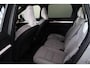 Volvo EX90 Performance Ultra 111 kWh - Luchtvering - Panoramadak - IntelliSafe Assist & Surround - 360º Camera - Bose Audio - Verwarmde voorstoelen, stuur & achterbank - Head up display - Extra getint glas - Elektr. inklapbare trekhaak - 22' LMV