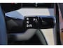 Volvo EX90 Performance Ultra 111 kWh - Luchtvering - Panoramadak - IntelliSafe Assist & Surround - 360º Camera - Bose Audio - Verwarmde voorstoelen, stuur & achterbank - Head up display - Extra getint glas - Elektr. inklapbare trekhaak - 22' LMV