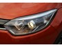 Renault Captur 1.2 TCe 120pk Dynamique AUT. | Climate control | Cruise control | Achteruitrijcamera | Navigatie | Parkeersensoren | Lichtmetalen velgen | Trekhaak |