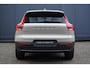 Volvo XC40 2.0 B4 Plus Dark | Parkeercamera | Pilot assist | all seasonbanden | Stuur- stoelverwarming