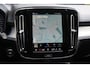 Volvo XC40 2.0 B4 Plus Dark | Parkeercamera | Pilot assist | all seasonbanden | Stuur- stoelverwarming