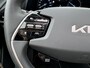 Kia Niro EV DynamicPlusLine 64.8 kWh Schuif-/kanteldak, Parkeersensoren, Dodehoek detectie, Elektrische Achterklep, Full map navigatie, Enz...