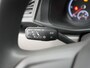 Volkswagen Transporter Bedrijfswagens 2.0 TDI L2H1 28 Bijrijdersbank - Apple Carplay/Android Auto - Cruise control - Trekhaak - Laadruimte betimmering - Sidebars
