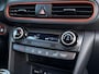Hyundai Kona 1.0 T-GDI 120pk 2WD Premium | Navigatie | Head-Up Display | Stoelventilatie | Stoel & Stuurverwarming | Krell Speakers | Cruise Control | Climate