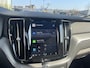 Volvo XC60 Plug-in Hybrid T8 AWD Ultimate Bright | Long Range | Panoramadak | Head-up display | Adaptive cruise control | Lederen bekleding | Actieve LED koplampen | Stoel- en stuurverwarming | Standkachel | Achterbank verwarming |