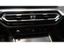 BMW 3-Serie 318i M-Sport AUTOMAAT-ALCANTARA-CARPLAY-CRUISE-DAB-LED-NAVIGATIE-SHADOW LINE
