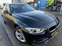 BMW 3-Serie 318i 2017 HIGH EXECUTIVE AUTOMAAT NAP NAVI LUXE ZEER NETJES