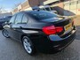 BMW 3-Serie 318i 2017 HIGH EXECUTIVE AUTOMAAT NAP NAVI LUXE ZEER NETJES
