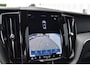 Volvo XC60 T6 Plus Black Edition | Zitverhoger Achter | BLIS | Verwarmbare Voorstoelen + Stuurwiel |
