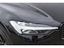 Volvo XC60 T6 Plus Black Edition | Zitverhoger Achter | BLIS | Verwarmbare Voorstoelen + Stuurwiel |
