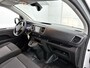 Opel Vivaro-e Electric L2H1 50 kWh 136pk | Nieuw | Carplay/Android Auto | 3 Zitplaatsen | Airco | Cruise Control | Parkeersensoren Achter | DAB ontvanger |