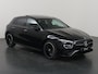 Mercedes-Benz A-klasse 250 e Business Solution AMG | Panoramaschuifdak | AMG Plus Line | Head up | Nightpakket | 19 inch AMG-velgen |