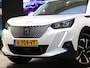 Peugeot e-2008 Allure 50kWh | 1ste eigenaar | 3 FASE | 96 % ACCU | Camera | Navigatie LED lampen | AUTOMAAT