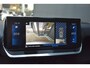 Peugeot 2008 1.2 PureTech Allure 130pk Automaat | 1e Eig. | Adaptive Cruise | Navigatie | Voorruitverwarming | Achteruitrijcamera | Half-Leder | Dealeronderhouden |