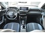 Peugeot 2008 1.2 PureTech Allure 130pk Automaat | 1e Eig. | Adaptive Cruise | Navigatie | Voorruitverwarming | Achteruitrijcamera | Half-Leder | Dealeronderhouden |