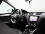 Skoda Octavia 1.0 TSI Greentech Style Business | Apple Carplay/Android Auto | Achteruitrijcamera | Cruise Control | Stoelverwarming | Climate Control | Lichtmetalen Velgen |