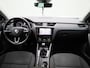 Skoda Octavia 1.0 TSI Greentech Style Business | Apple Carplay/Android Auto | Achteruitrijcamera | Cruise Control | Stoelverwarming | Climate Control | Lichtmetalen Velgen |