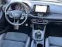 Hyundai i30 Fastback 2.0 T-GDI N2 / Dealer onderhouden / Alcantara interieur / Elektrisch verstelbare stoelen + memory / LMV / Keyless entry / Navigatie / Camera / Telefoon.