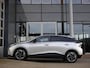 MG MG4 Electric Luxury 64 kWh | Camera rondom |  Half Lederen bekleding | Warmtepomp | Climate control | Lichtmetalen velgen | Keyless entry en start | Navigatie | Dodehoekdetectie