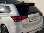 Mitsubishi Outlander 2.4 PHEV Instyle AWD S-AWC Automaat / Dealer onderhouden / 1.500 kg trekhaak / Schuifdak / Camera 360° / Navigatie / Adapt. CC / Premium Audio / Leder / Elektrische stoel & klep / Stuur-, stoel- en voorruitverwarming / Apple Carplay Android /