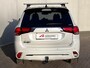 Mitsubishi Outlander 2.4 PHEV Instyle AWD S-AWC Automaat / Dealer onderhouden / 1.500 kg trekhaak / Schuifdak / Camera 360° / Navigatie / Adapt. CC / Premium Audio / Leder / Elektrische stoel & klep / Stuur-, stoel- en voorruitverwarming / Apple Carplay Android /