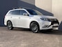 Mitsubishi Outlander 2.4 PHEV Instyle AWD S-AWC Automaat / Dealer onderhouden / 1.500 kg trekhaak / Schuifdak / Camera 360° / Navigatie / Adapt. CC / Premium Audio / Leder / Elektrische stoel & klep / Stuur-, stoel- en voorruitverwarming / Apple Carplay Android /