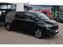 Volkswagen Transporter 2.5 eHybrid L2H1 30 Bulli 233PK / 171kW Rondomzicht camera, zijschuifdeur links + rechts met sluithulp, verwarmbare en elektrisch verstelbare ergonomische voorstoelen, Apple Carplay & Android Auto, achteruitrijcamera, dodehoekdetectie (Side Assist), verwarmbaar stuurwiel, elektrisch uitklapbare trekhaak, volledig digitaal instrumentenpaneel (Digital Cockpit), kunstlederen interieurdelen, draadloos telefoon laden, grootlichtassistent, 17'' LMV 'Monte Carlo'