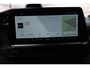 Volkswagen Transporter 2.5 eHybrid L2H1 30 Bulli 233PK / 171kW Rondomzicht camera, zijschuifdeur links + rechts met sluithulp, verwarmbare en elektrisch verstelbare ergonomische voorstoelen, Apple Carplay & Android Auto, achteruitrijcamera, dodehoekdetectie (Side Assist), verwarmbaar stuurwiel, elektrisch uitklapbare trekhaak, volledig digitaal instrumentenpaneel (Digital Cockpit), kunstlederen interieurdelen, draadloos telefoon laden, grootlichtassistent, 17'' LMV 'Monte Carlo'