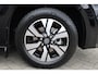 Volkswagen Transporter 2.5 eHybrid L2H1 30 Bulli 233PK / 171kW Rondomzicht camera, zijschuifdeur links + rechts met sluithulp, verwarmbare en elektrisch verstelbare ergonomische voorstoelen, Apple Carplay & Android Auto, achteruitrijcamera, dodehoekdetectie (Side Assist), verwarmbaar stuurwiel, elektrisch uitklapbare trekhaak, volledig digitaal instrumentenpaneel (Digital Cockpit), kunstlederen interieurdelen, draadloos telefoon laden, grootlichtassistent, 17'' LMV 'Monte Carlo'