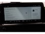 Volkswagen Transporter 2.5 eHybrid L2H1 30 Bulli 233PK / 171kW Rondomzicht camera, zijschuifdeur links + rechts met sluithulp, verwarmbare en elektrisch verstelbare ergonomische voorstoelen, Apple Carplay & Android Auto, achteruitrijcamera, dodehoekdetectie (Side Assist), verwarmbaar stuurwiel, elektrisch uitklapbare trekhaak, volledig digitaal instrumentenpaneel (Digital Cockpit), kunstlederen interieurdelen, draadloos telefoon laden, grootlichtassistent, 17'' LMV 'Monte Carlo'