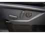 Volkswagen Transporter 2.5 eHybrid L2H1 30 Bulli 233PK / 171kW Rondomzicht camera, zijschuifdeur links + rechts met sluithulp, verwarmbare en elektrisch verstelbare ergonomische voorstoelen, Apple Carplay & Android Auto, achteruitrijcamera, dodehoekdetectie (Side Assist), verwarmbaar stuurwiel, elektrisch uitklapbare trekhaak, volledig digitaal instrumentenpaneel (Digital Cockpit), kunstlederen interieurdelen, draadloos telefoon laden, grootlichtassistent, 17'' LMV 'Monte Carlo'
