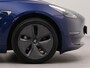 Tesla Model 3 Long Range AWD 75 kWh met afneembare trekhaak | SoH 93,6% | Afneembare trekhaak | Panorama dak | Voorstoelen verwarmd | Dodehoek detector | Apple Carplay | Navigatie | Wifi | 360 camera | Spraakbediening |