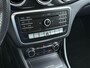 Mercedes-Benz CLA 180 Ambition 18" AMG Velgen | Trekhaak | Automaat | Navigatie |