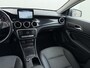 Mercedes-Benz CLA 180 Ambition 18" AMG Velgen | Trekhaak | Automaat | Navigatie |