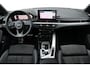 Audi A4 Avant 45 TFSI Quattro S-line Black Optic Massage HU Disp. Matrix Trekhaak