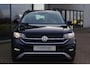 Volkswagen T-Cross 1.0 TSI Life, Stoelverwarming, Blind-Spot, 17" LM
