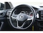 Volkswagen T-Cross 1.0 TSI Life, Stoelverwarming, Blind-Spot, 17" LM