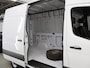 Mercedes-Benz Sprinter 317 CDI | L2 H2 | Aut. | Navigatie | 2-zits | Opstaptrede | Cruise Control | Spiegelpakket| Parkeercamera | Airco | Dodehoekassistent | Certified